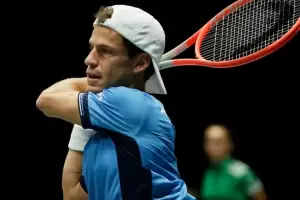 Argentina cay en singles ante Suecia, pero cerr la serie con una victoria en el dobles