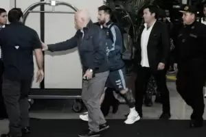 Messi se sum� a la concentraci�n de la Selecci�n argentina en medio de un fuerte operativo de seguridad