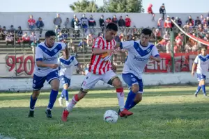 Villa Cubas y Vlez Sarsfield empataron 1 a 1 en el Malvinas Argentinas