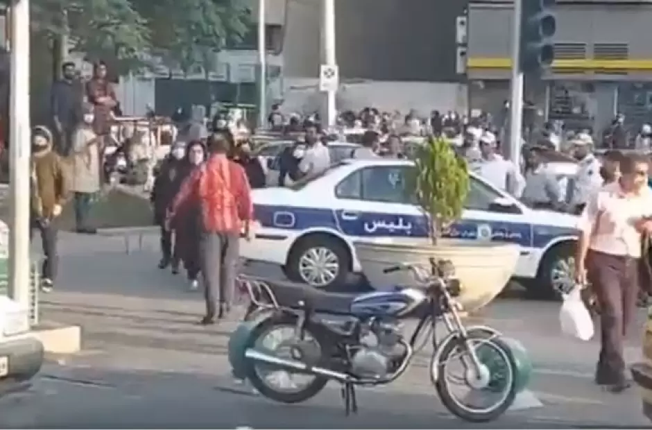 En Irán, un hombre fue golpeado por manifestantes tras abofetear a una mujer  - La Unión Digital