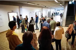 Los italianos eligen un nuevo gobierno con la derecha como favorita