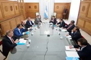 Jalil, De Pedro y los gobernadores del Norte Grande viajan a EE.UU