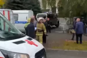 Al menos 15 muertos y 24 heridos en un tiroteo en una escuela