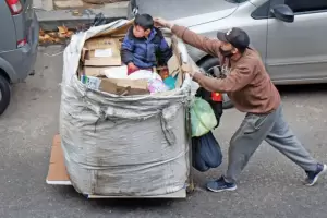 Segn la Universidad Di Tella, la pobreza subi al 43% en la primera mitad de este ao