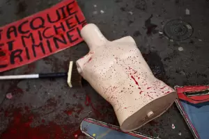 Horror en la industria del porno francs: Actores y productores son investigados por violaciones y torturas a 40 mujeres