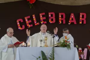 Multitudinaria Asamblea Diocesana en Ema�s