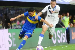 Boca derrot a Vlez 1 a 0 y se subi a la cima del certamen
