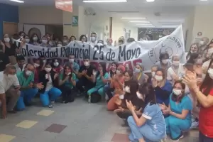 Descuentos por los das de paro: en la Maternidad sufrieron recortes de hasta $15 mil