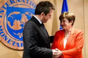 Argentina le pag al FMI vencimientos de junio utilizando DEGs y yuanes