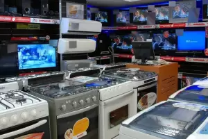 El Gobierno prepara "Ahora 30", un plan de cuotas para televisores de cara a Qatar 2022