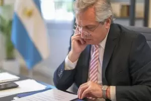 Fernndez pidi investigar las denuncias sobre espionaje en la gestin de Macri