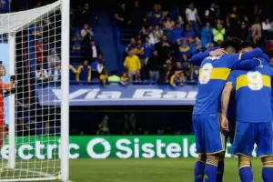 Boca Juniors derrot a Aldosivi 2 a 1 y volvi a ser puntero del certamen