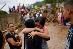 Venezuela: Por las inundaciones, se registraron al menos 25 muertes y hay 50 desaparecidos