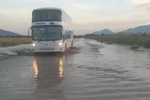 La falta de planificacin urbana sera la causa del desborde del ro Santa Mara