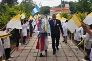 La imagen peregrina de la Virgen del Valle iniciar su visita a instituciones del medio