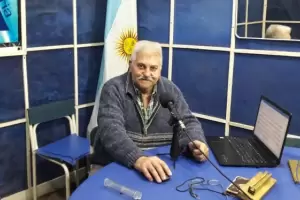 La historia de lucha de Arnaldo: Tiene Alzheimer y a los 69 se anot en la facultad para activar la mente