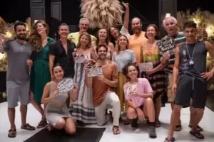 Un actor muri� ahogado mientras rodaba una pel�cula en una playa y otro se encuentra desaparecido