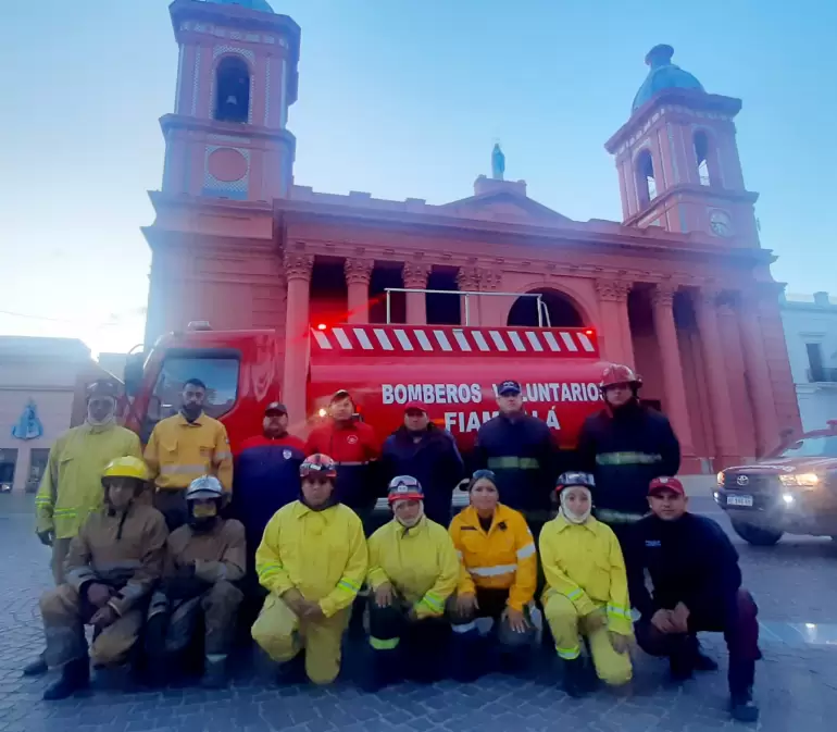 Nueva unidad de los bomberos voluntarios de Fiambal - Bendicin