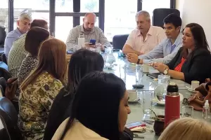 Fuerte rechaz de la oposicin al pase al archivo de la interpelacin de Niederle