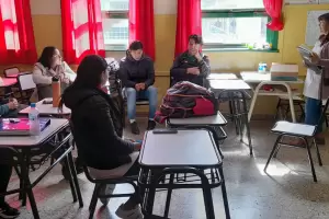 Entregaron mobiliario a escuelas de Antofagasta de la Sierra y Beln