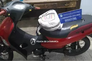 Una mujer rob� una moto y fue atrapada infraganti por la polic�a