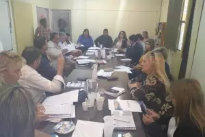 La Intersindical Docente y Educacin continan analizando la Jornada Extendida y Completa