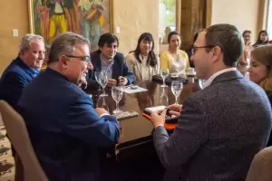 El Gobernador recibi� a la comitiva del programa Aprovechamiento Sostenible del Litio en Salmuera