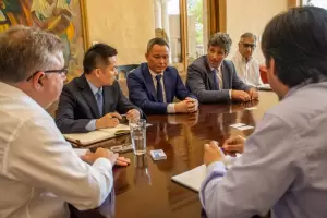 Acuerdo con China Energy para desarrollar la minera litfera y el sector agroproductivo