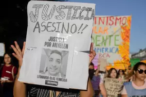 Olas mat por celos a Anyeln en la madrugada y durmi junto al cuerpo hasta que llam a la polica