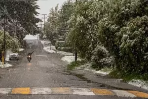 Bariloche y varias ciudades de Neuqun amanecieron con nieve en plena primavera