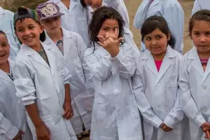 Educacin autoriz el no uso del guardapolvo por las altas temperaturas