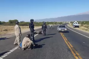 Motociclista se accident en Avda. Circunvalacin