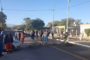 Corte parcial en Ruta n 40, en El Desmonte