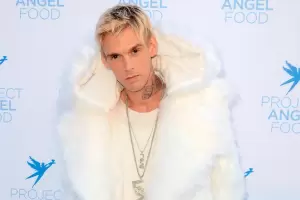 Aaron Carter, hermano de Nick de Backstreet Boys fue encontrado muerto en una baera