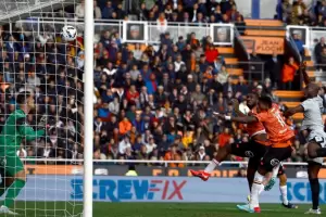 Sin Messi, el PSG logr vencer al Lorient