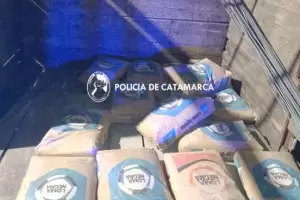 Sorprendieron a dos hombres robando elementos de una obra en construccin