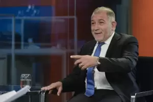 Tras las cr�ticas de la Casa Rosada, Luis Juez sali� a respaldar a Villarruel por convocar a sesionar por el DNU