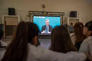 Se lanz el Sistema Integral de Informacin Digital Educativa con el acompaamiento de Catamarca va satelital