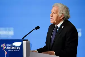 Los pases miembros de la OEA aprobaron la auto-denuncia de Luis Almagro