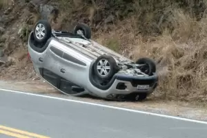 Vuelco sobre Ruta n 4: conductor sali ileso