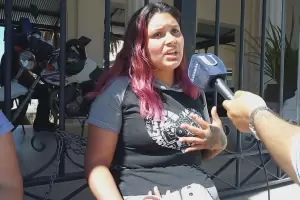Mujeres vctimas de violencia de gnero se encadenaron en la Municipalidad reclamando vivienda