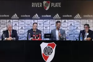 Martn Demichelis dijo sus primeras palabras como DT de River: "Que la gente crea porque hay equipo con qu creer"