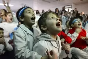 Permiso concedido: los alumnos ingresarn despus de terminar Argentina vs Arabia Saudita