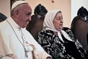 La carta del Papa a las Madres: "Quiero estar cerca de todos los que lloran su partida"
