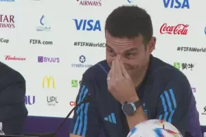 La respuesta de Scaloni durante la conferencia de prensa que gener� risas y el blooper de Enzo P�rez que se volvi� tendencia