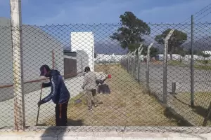 Se contina realizando refacciones y mantenimiento de los edificios escolares