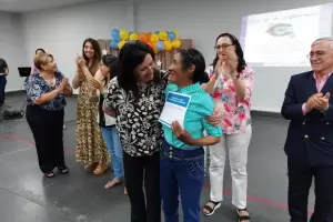 Salud reconoci a ms de 190 enfermeros jubilados de la provincia