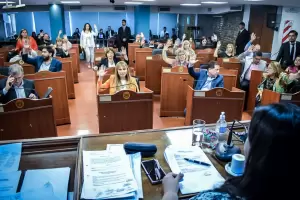 Diputados repudi la mora de la Justicia y piden al CD la suspensin del Intendente Elpidio Guaraz