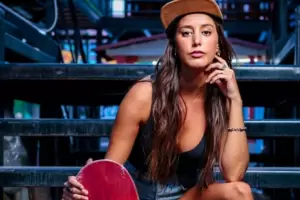 Juliana es la sexta eliminada y el juego se enciende cada vez ms