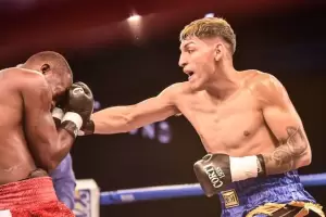 "Pacman" Corzo se "puso" los guantes y sali al cruce de Canelo lvarez por amenazar a Messi: "Yo estoy listo para pelear, vos decids"